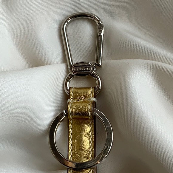 COACH gold keychain - Picture 2 of 8